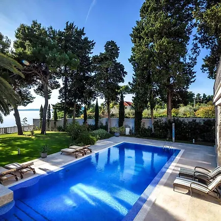 Exclusive Seafront 5 Bedrooms Mestro Outdoor Pool Magical Sea Views