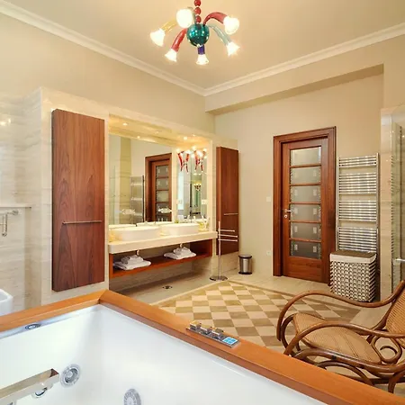 Exclusive Seafront 5 Bedrooms Mestro Outdoor Pool Magical Sea Views * Split