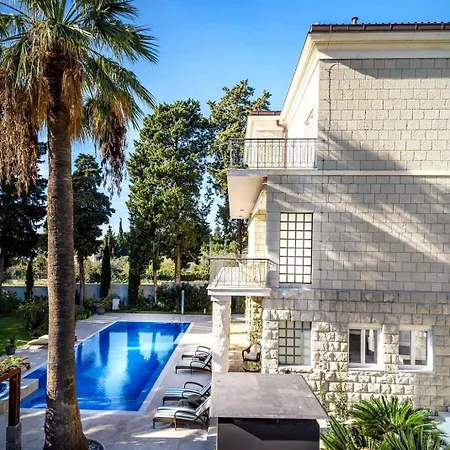 Exclusive Seafront 5 Bedrooms Mestro Outdoor Pool Magical Sea Views