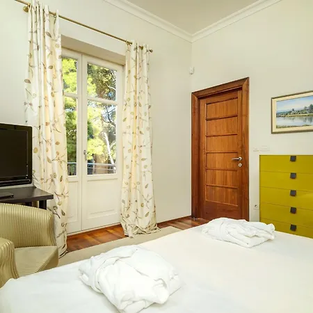 Exclusive Seafront 5 Bedrooms Mestro Outdoor Pool Magical Sea Views