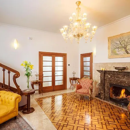 Villa Exclusive Seafront 5 Bedrooms Mestro Outdoor Pool Magical Sea Views Split