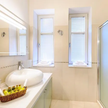 Exclusive Seafront 5 Bedrooms Mestro Outdoor Pool Magical Sea Views Split